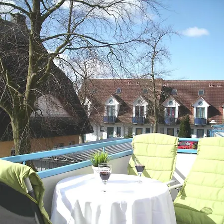 Lindenstrasse 43 6 Mein Seepferdchen *